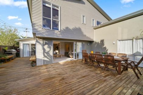 Photo of property in 67 Millen Avenue, Pakuranga, Auckland, 2010