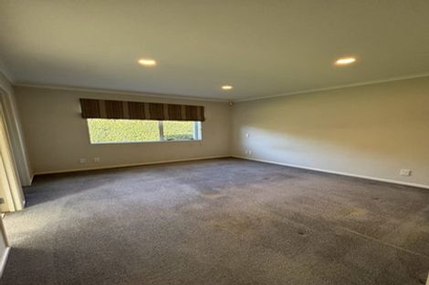 Photo of property in 1 Pickaberry Avenue, Karaka, Papakura, 2113