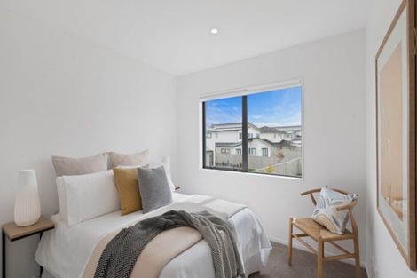 Photo of property in 16 Orford Lane, Takanini, 2112