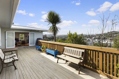 Photo of property in 66 Frankmoore Avenue, Johnsonville, Wellington, 6037