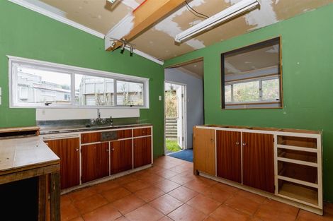 Photo of property in 60 Walter Street, The Glen, Dunedin, 9011