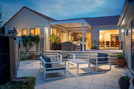 Photo of property in 19 Simla Avenue, Havelock North, 4130