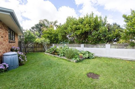 Photo of property in 2 Meadowpark Drive, Dargaville, 0310