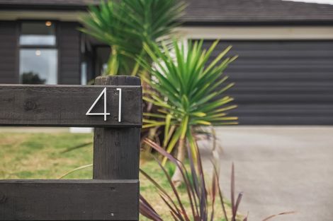 Photo of property in 41 Dawson Road, Snells Beach, 0920