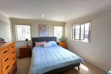 Photo of property in 13 Whitbourne Heights, Manurewa, Auckland, 2105