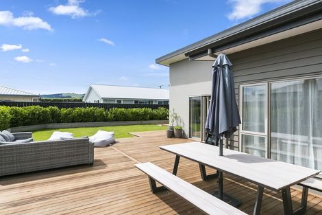 Photo of property in 18 Carrick Place, Mosgiel, 9024