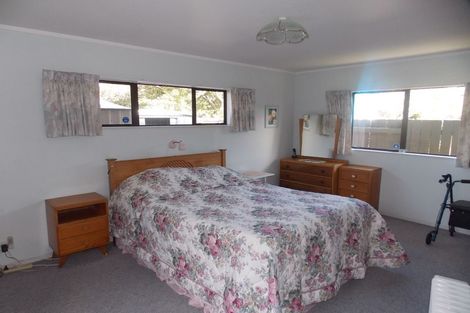 Photo of property in 53 Clarke Avenue, Highbury, Palmerston North, 4412