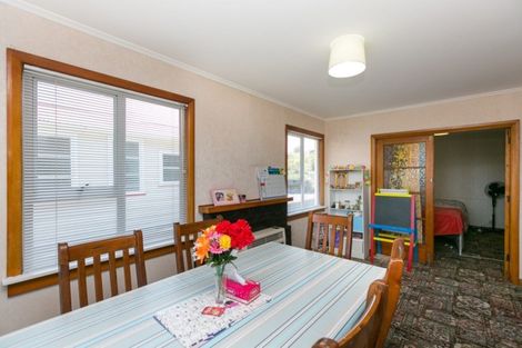 Photo of property in 160 Tukapa Street, Westown, New Plymouth, 4310