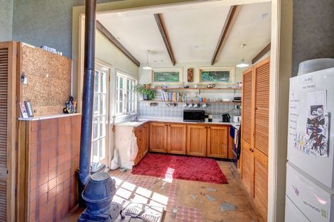 Photo of property in 84 Bank Street, Dalmore, Dunedin, 9010