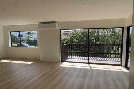 Photo of property in 33a Sunderlands Road, Half Moon Bay, Auckland, 2012