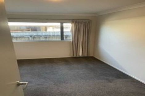 Photo of property in 13 Poppy Watts Grove, Stokes Valley, Lower Hutt, 5019