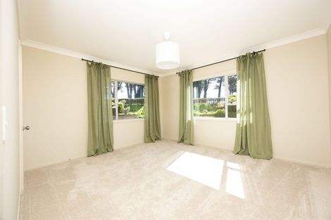 Photo of property in 221 Amreins Road, Taupaki, Henderson, 0782