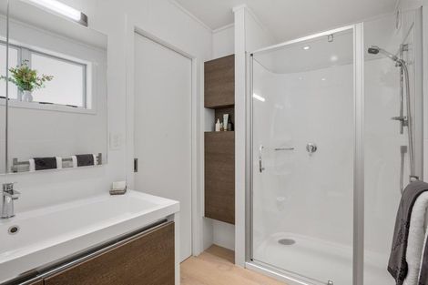 Photo of property in 49 Ngataringa Road, Devonport, Auckland, 0624