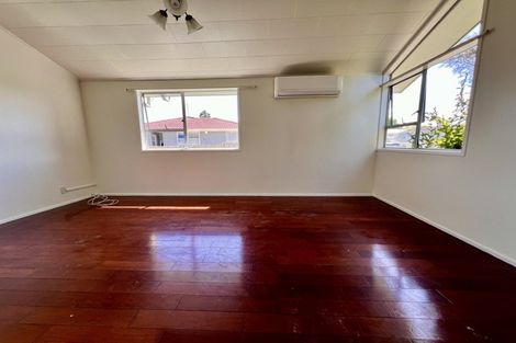 Photo of property in 32 Casuarina Road, Half Moon Bay, Auckland, 2012