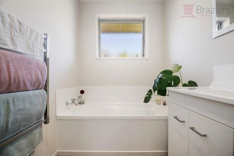 Photo of property in 4/434 Barbadoes Street, Edgeware, Christchurch, 8013