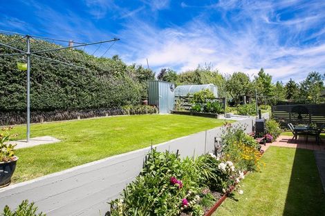 Photo of property in 70 Kinmont Crescent, Kinmont Park, Mosgiel, 9024