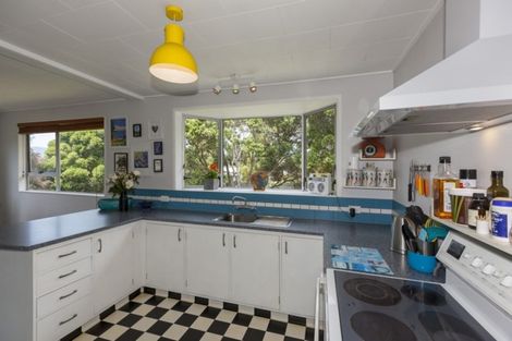 Photo of property in 34 Chums Road, Paraparaumu Beach, Paraparaumu, 5032