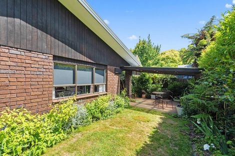 Photo of property in 8a Tamihana Avenue, Fairfield, Hamilton, 3214