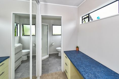 Photo of property in 29 Len Garlick Place, Pahurehure, Papakura, 2113