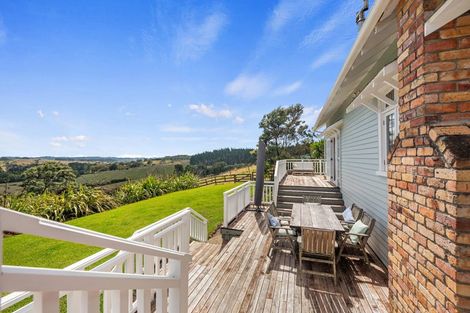 Photo of property in 176 Valley Road, Waitoki, Kaukapakapa, 0871
