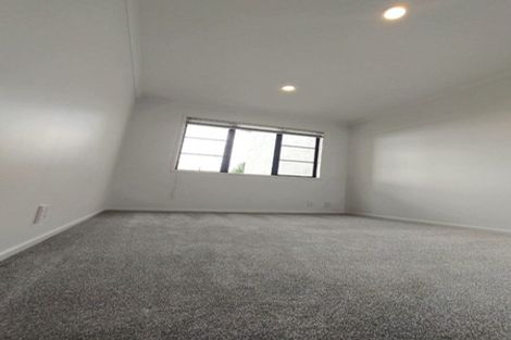 Photo of property in 65 Kelvin Hart Drive, East Tamaki, Auckland, 2013