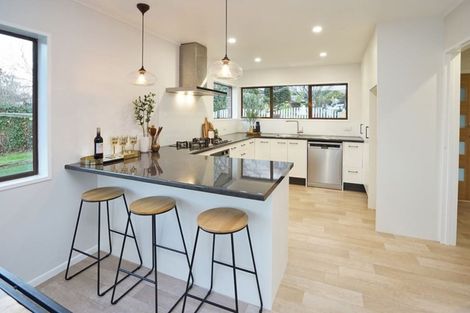 Photo of property in 18 Brookview Court, Queenwood, Hamilton, 3210