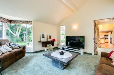 Photo of property in 180 Auckland Road, Greenmeadows, Napier, 4112