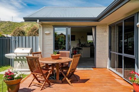 Photo of property in 42 Sunhaven Cove, Cromwell, 9310