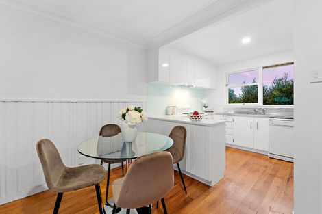 Photo of property in 3/5 Braemar Road, Castor Bay, Auckland, 0620