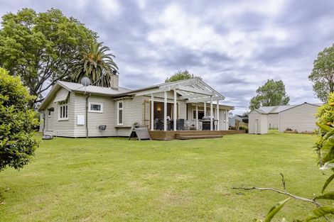 Photo of property in 1387 Colyton Road, Ashhurst, Palmerston North, 4470