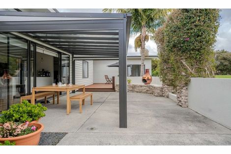 Photo of property in 11 Cochrane Drive, Kerikeri, 0230