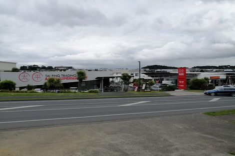 Photo of property in 89 Rosedale Road, Pinehill, Auckland, 0632