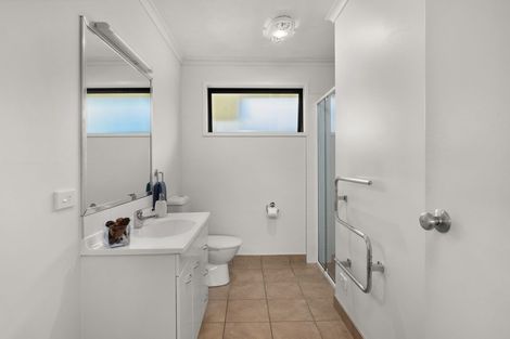 Photo of property in 71 Riddell Road, Kerikeri, 0230