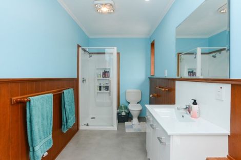 Photo of property in 6 Watts Street, Waipawa, 4210