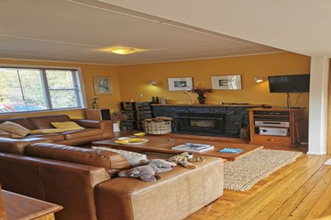 Photo of property in 5 Smith Street, Paekakariki, 5034