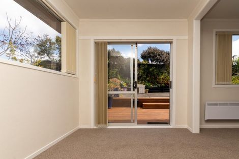 Photo of property in 1/18 Sealy Road, Torbay, Auckland, 0630