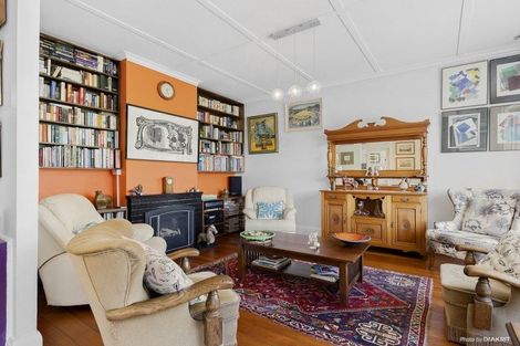 Photo of property in 167 Wadestown Road, Wadestown, Wellington, 6012