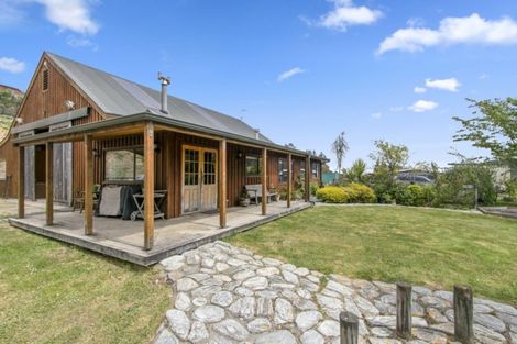 Photo of property in 51 Kaitangata Crescent, Kelson, Lower Hutt, 5010