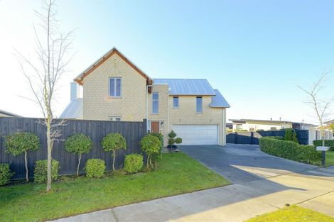 Photo of property in 69 Westpark Drive, Burnside, Christchurch, 8053
