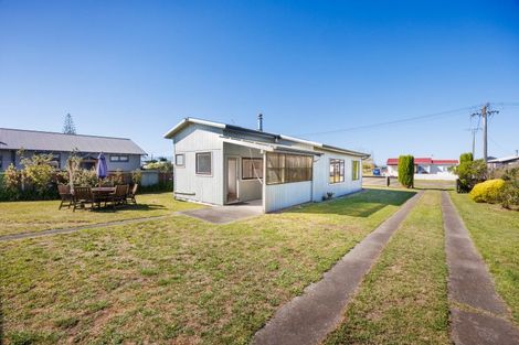 Photo of property in 23 Norton Street, Foxton Beach, Foxton, 4815