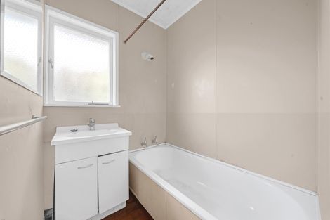 Photo of property in 2/62 Great South Road, Papatoetoe, Auckland, 2025
