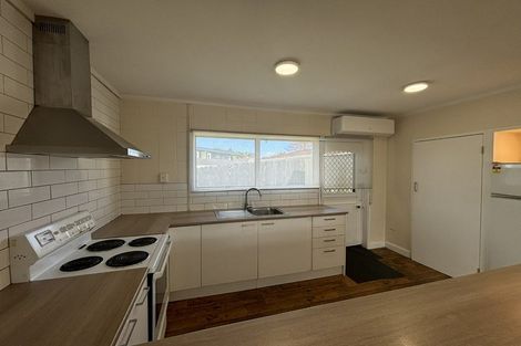 Photo of property in 1/35 Trentham Road, Papakura, 2110