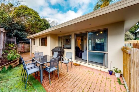 Photo of property in 3/692 Whangaparaoa Road, Stanmore Bay, Whangaparaoa, 0932
