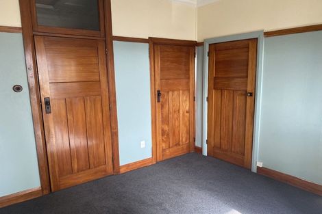 Photo of property in 6 Young Street, New Plymouth, 4310