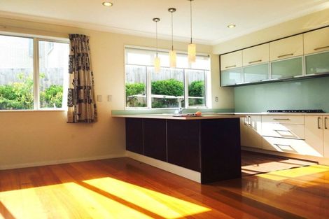 Photo of property in 8 Mulroy Place, Pinehill, Auckland, 0632