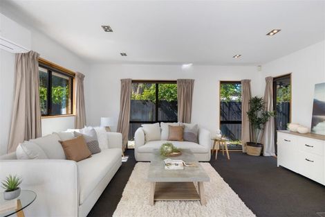 Photo of property in 2/193 Weston Road, St Albans, Christchurch, 8052