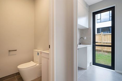 Photo of property in 19 Paihere Street, Huapai, Kumeu, 0810