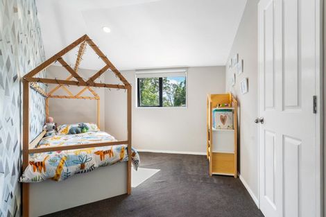 Photo of property in 43 Holmes Drive South, Massey, Auckland, 0614