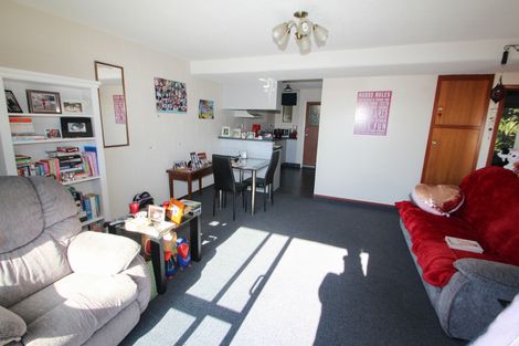 Photo of property in 33g Wharfe Street, South Hill, Oamaru, 9400