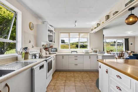 Photo of property in 1083 Tarata Road, Kaimata, Inglewood, 4387